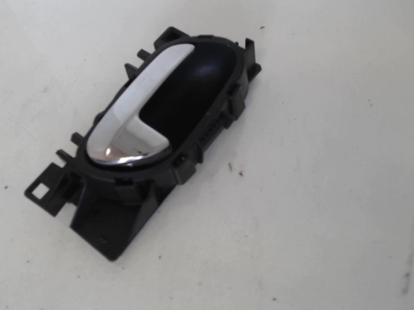 Maniglia interna anteriore destra PEUGEOT 3008 1 PHASE 1 Diésel - 1