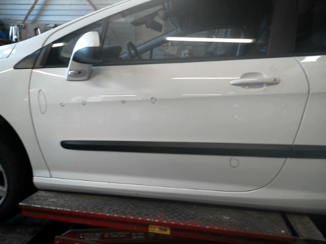 Portiera anteriore sinistra PEUGEOT 308 1 PHASE 1 Diésel - 1
