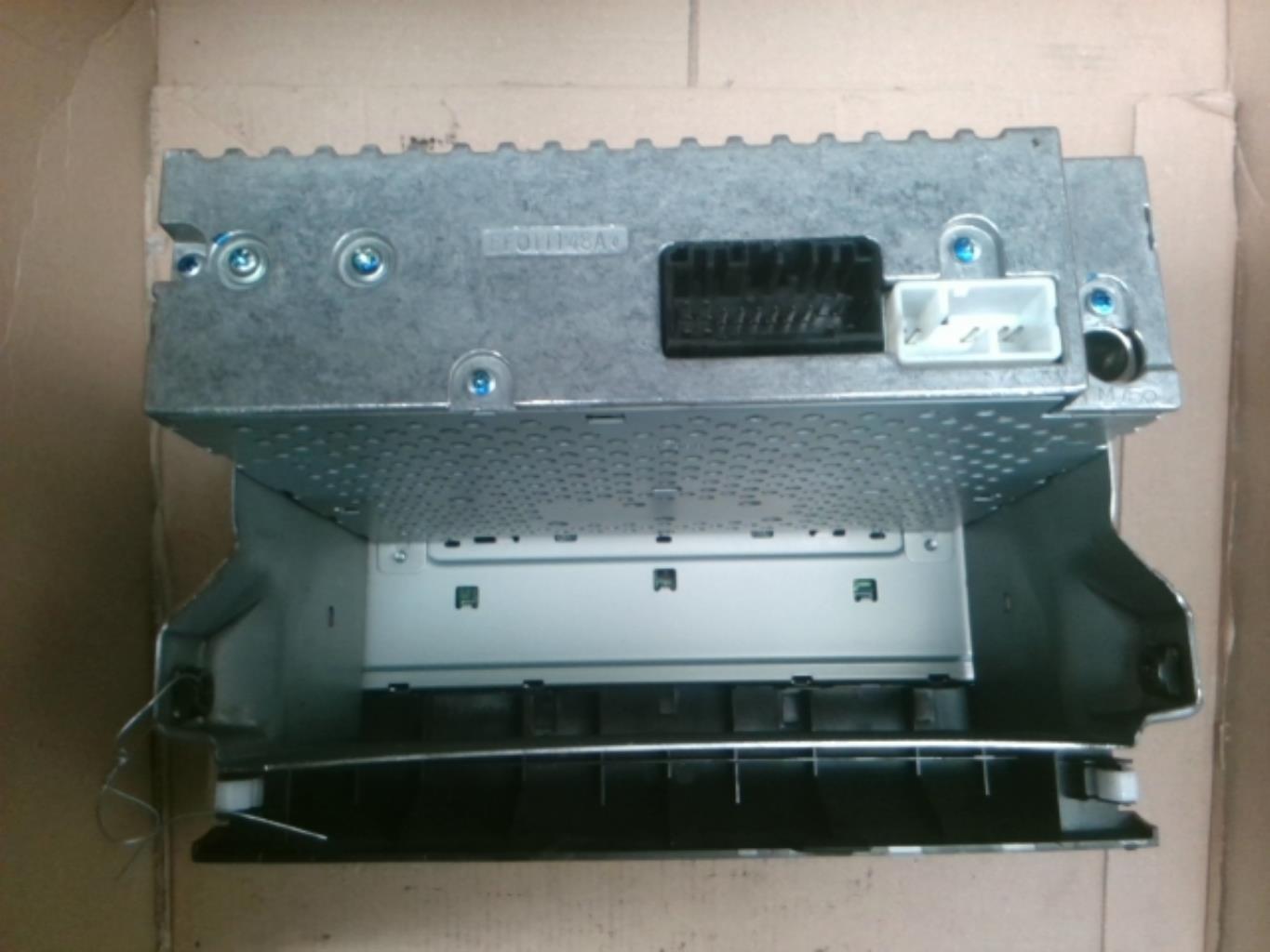 Autoradio d'origine SUZUKI SWIFT 3 Essence - 1