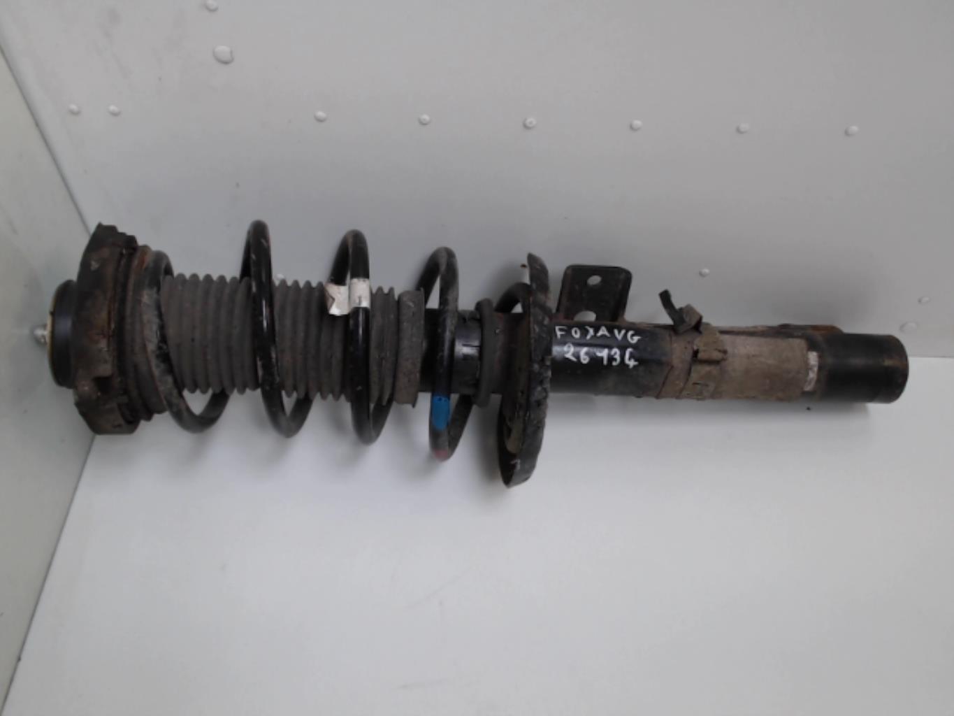 Volkswagen Fox Amortisseur Fox Occasion Amortisseur Avant Gauche VOLKSWAGEN  FOX 6V Essence Occasion