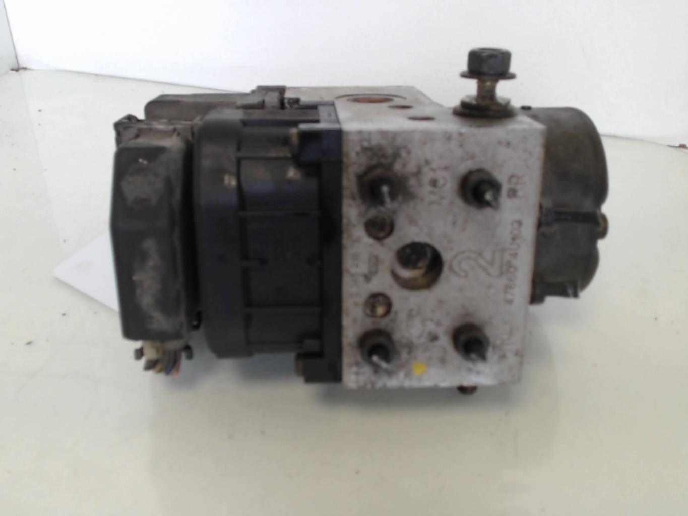 Blocco ABS (antibloccaggio freni) NISSAN ALMERA TINO PHASE 1 Diésel - 1