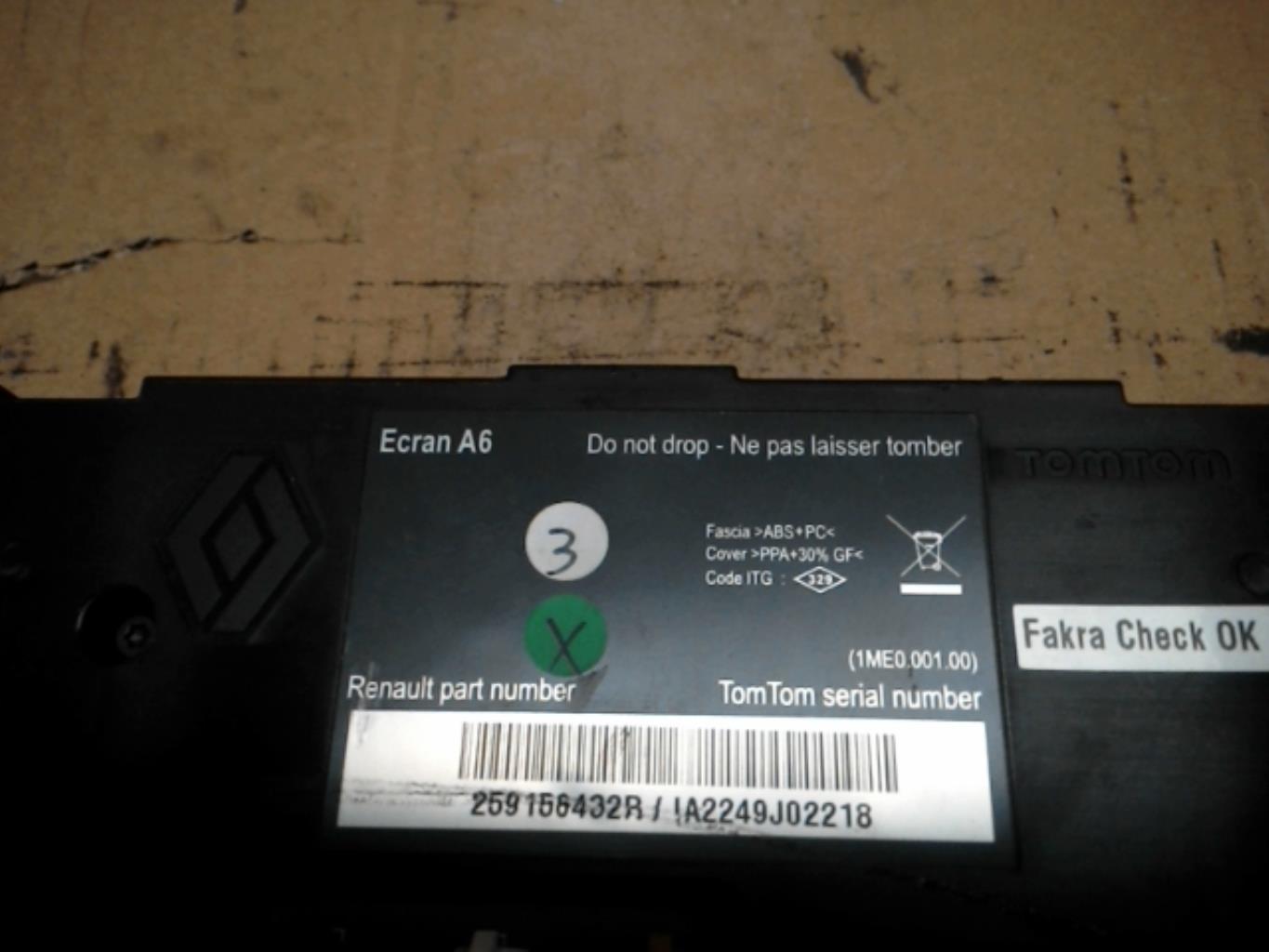 Ecran GPS RENAULT CLIO 3 PHASE 2 Diesel - 1