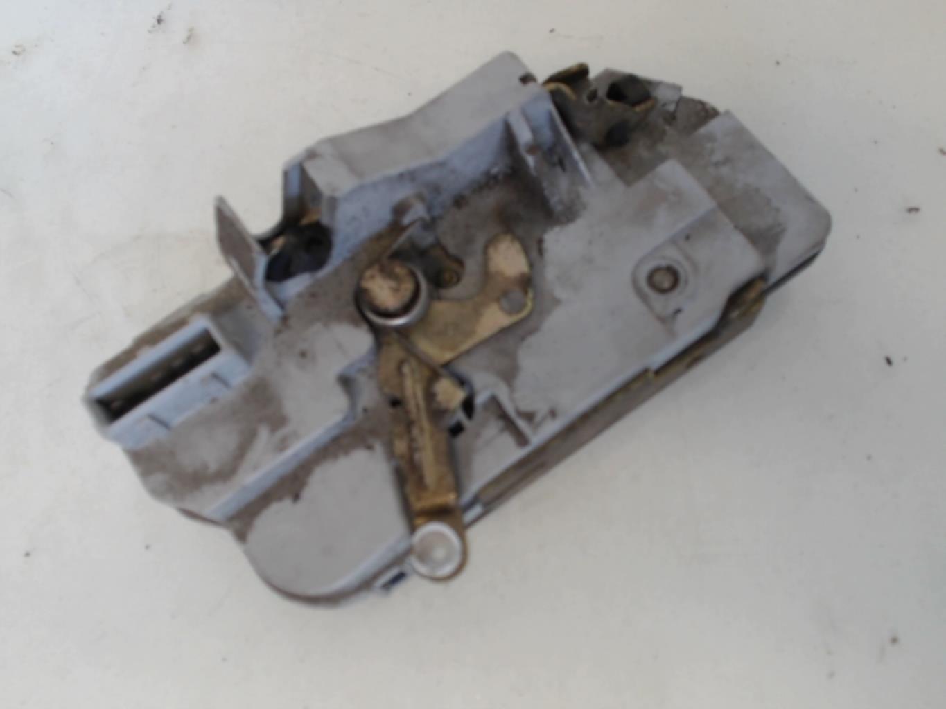 Chiusura centralizzata posteriore destra PEUGEOT 206 PHASE 1 BREAK Gasolina - 1