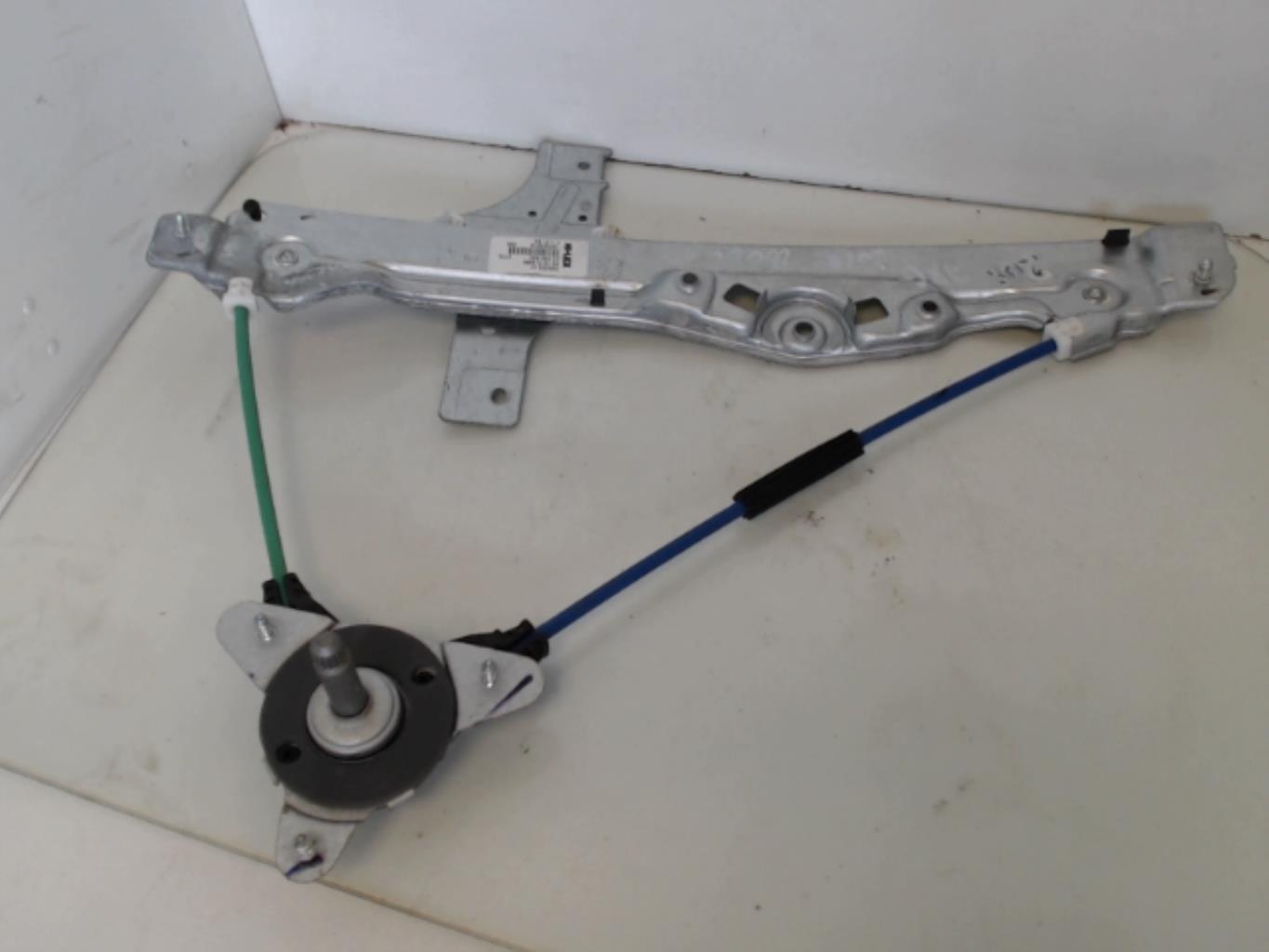 Alzacristalli manuale posteriore sinistro PEUGEOT 208 1 PHASE 2 Gasolina - 1