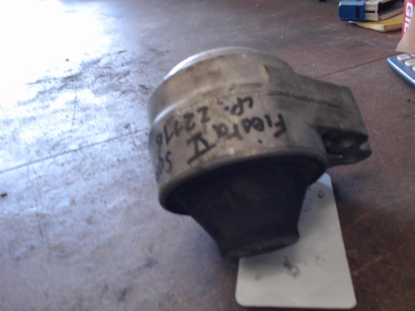 Support moteur FORD FIESTA 5 PHASE 1 Diesel - 1