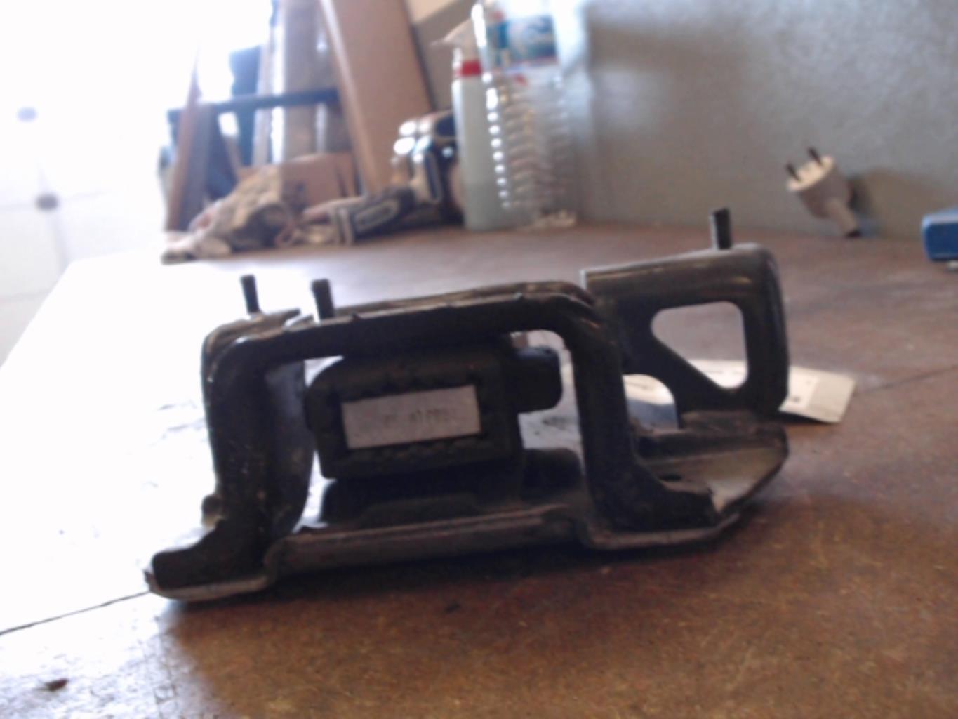 Support moteur FORD FIESTA 6 PHASE 1 Diesel - 1