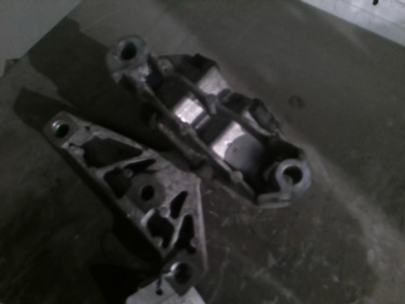 Support moteur droit CITROEN C3 1 PHASE 1 Essence - 1