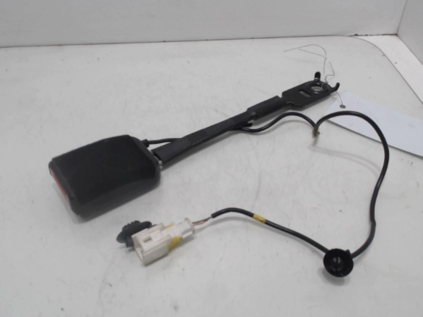 Aggancio cintura sicurezza anteriore sinistro PEUGEOT 308 1 SW PHASE 2 BREAK Diésel - 1
