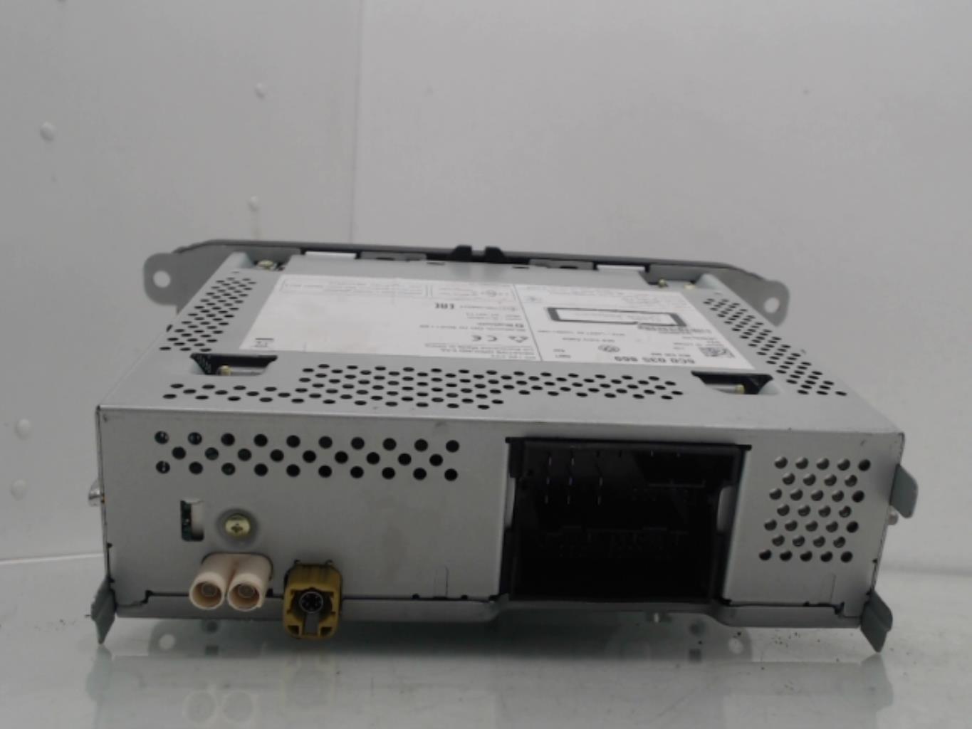 Autoradio originale VOLKSWAGEN POLO 5 PHASE 2 Diésel - 1