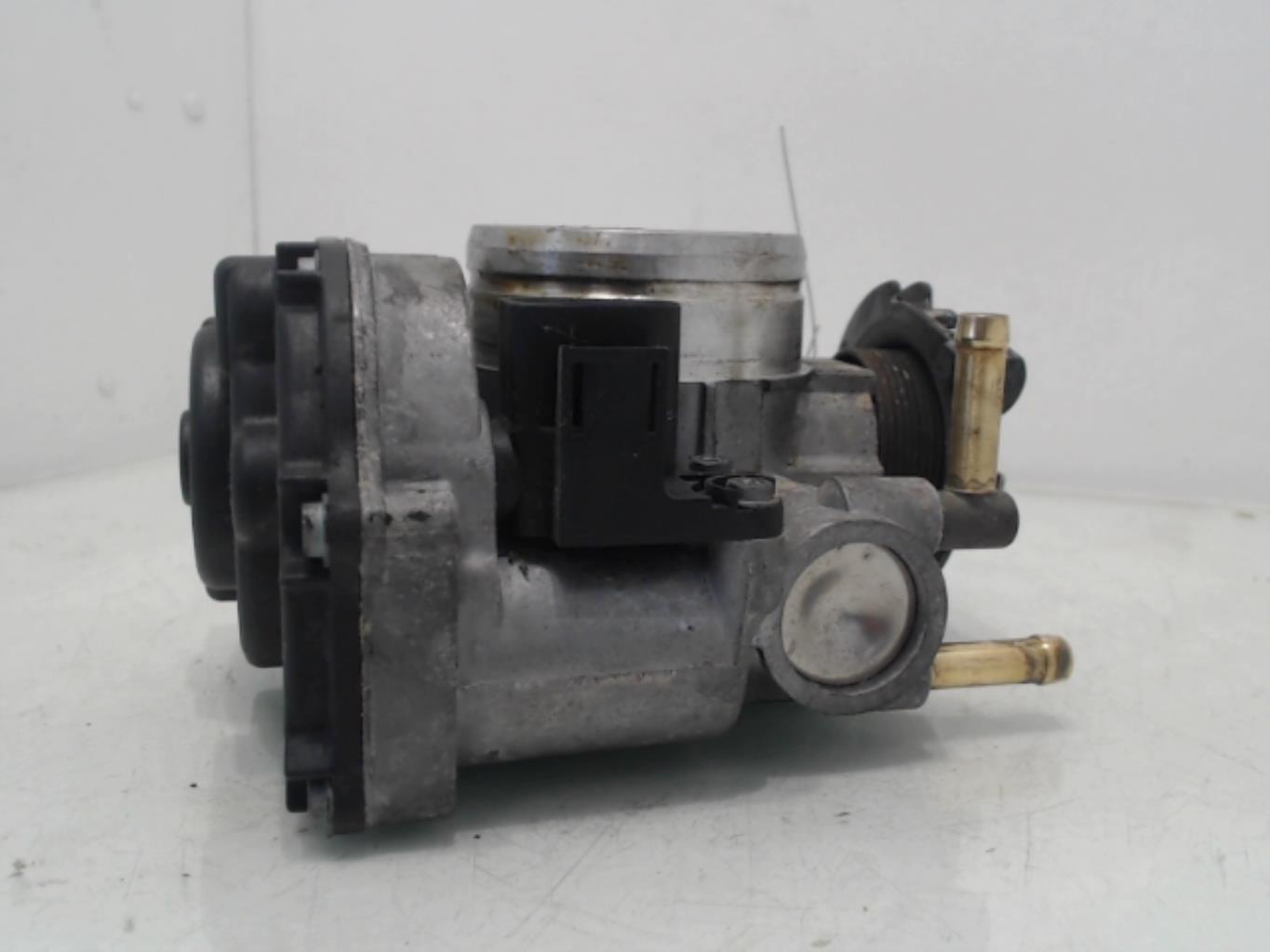Boitier papillon AUDI A3 1 PHASE 1 Essence - 1