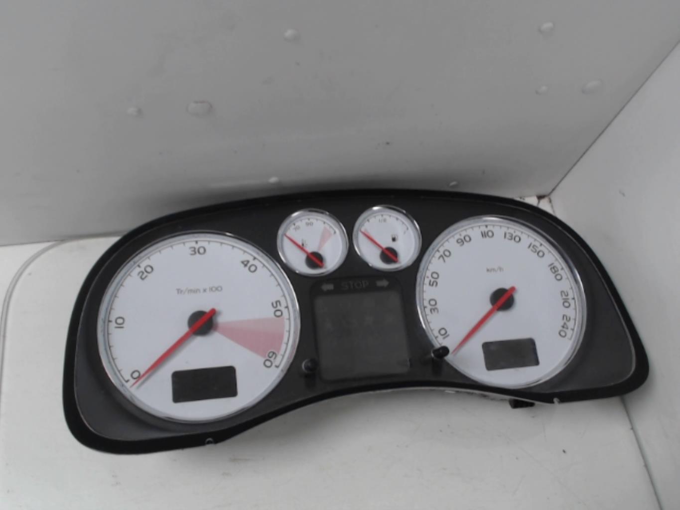 Compteur PEUGEOT 307 PHASE 2 BREAK Diesel - 1