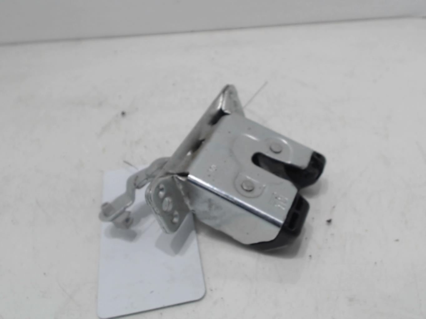 Chiusura non centralizzata bagagliaio OPEL CORSA C PHASE 1 Gasolina - 1