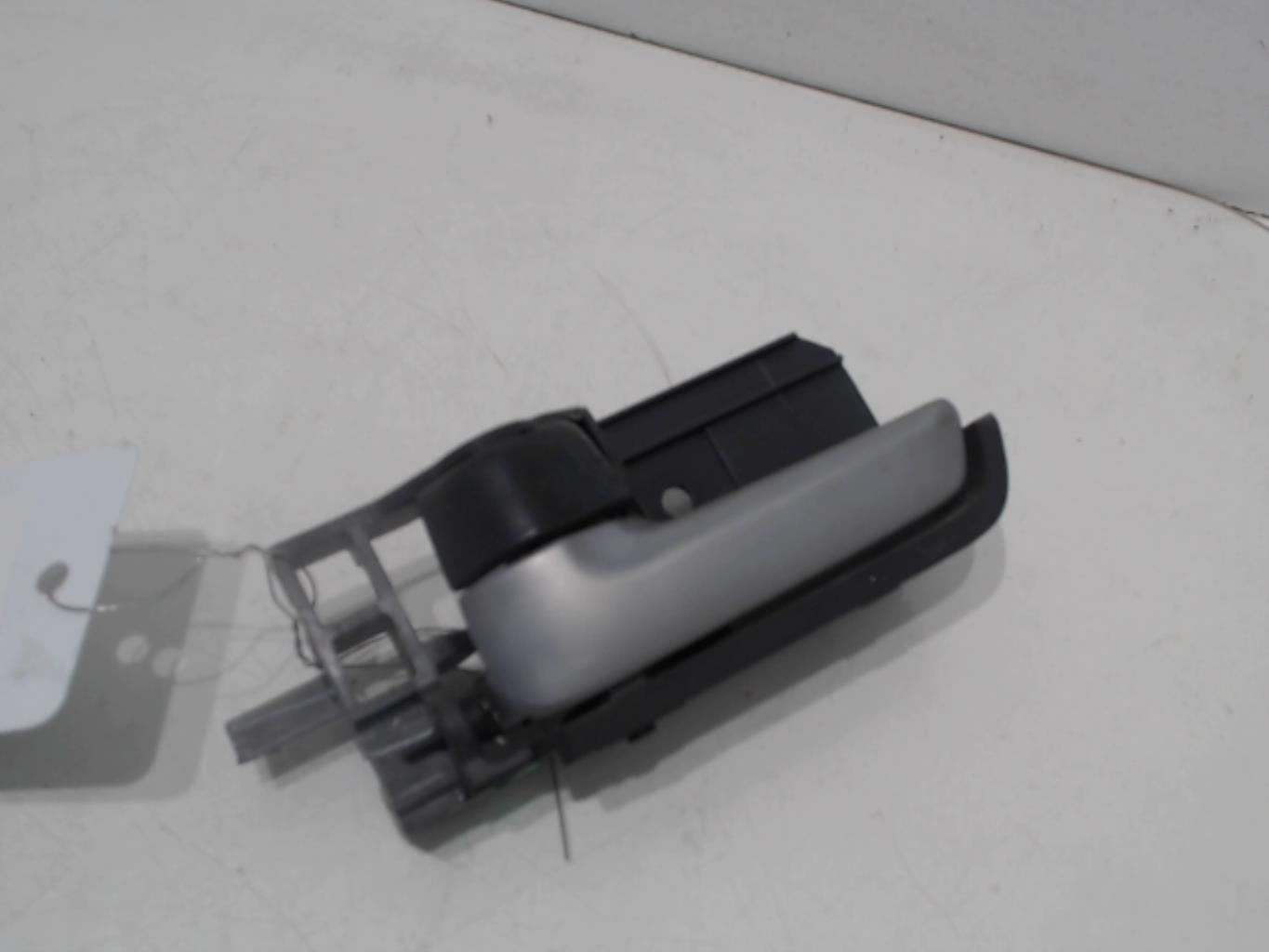 Maniglia interna anteriore sinistra SUZUKI ALTO 3 Gasolina - 1