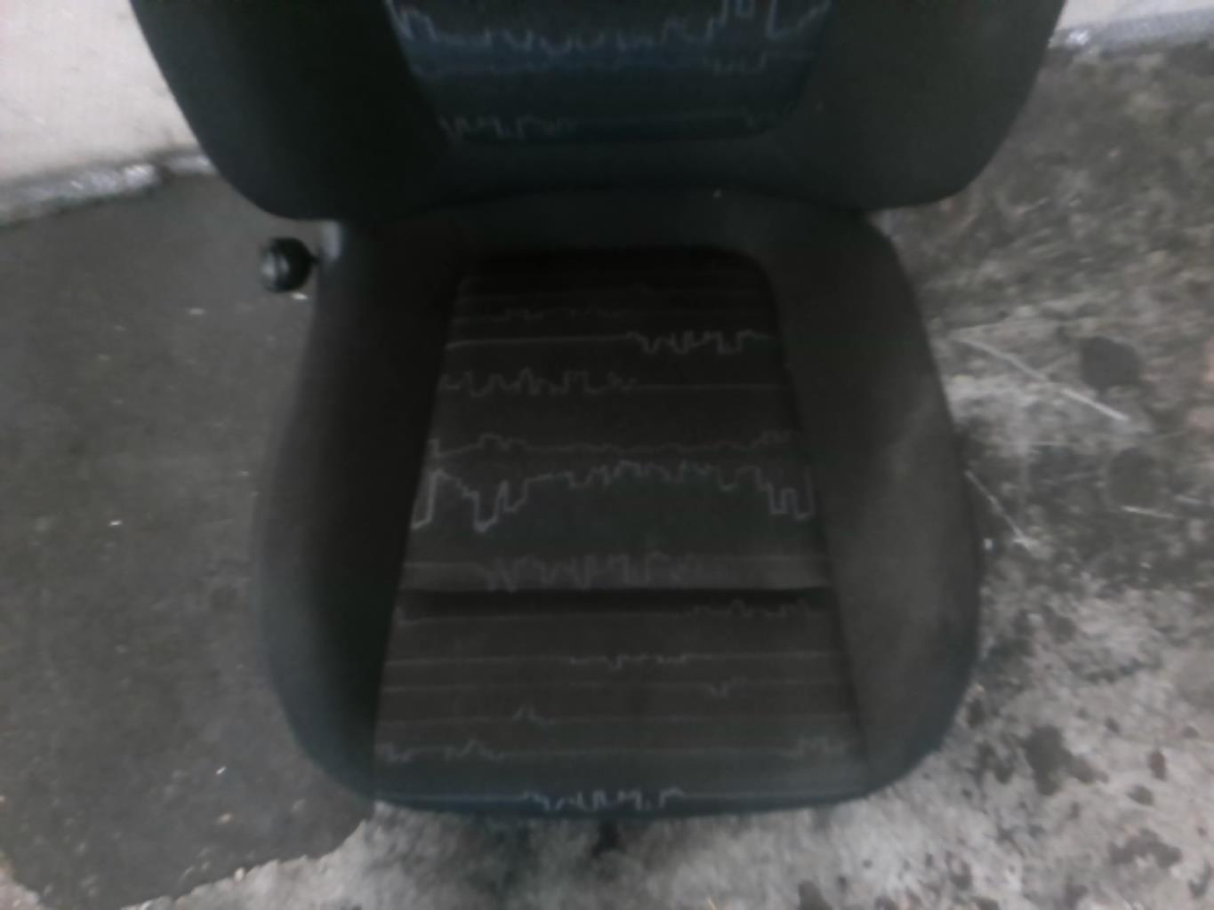 Siege avant droit OPEL MERIVA B PHASE 1 Diesel - 1