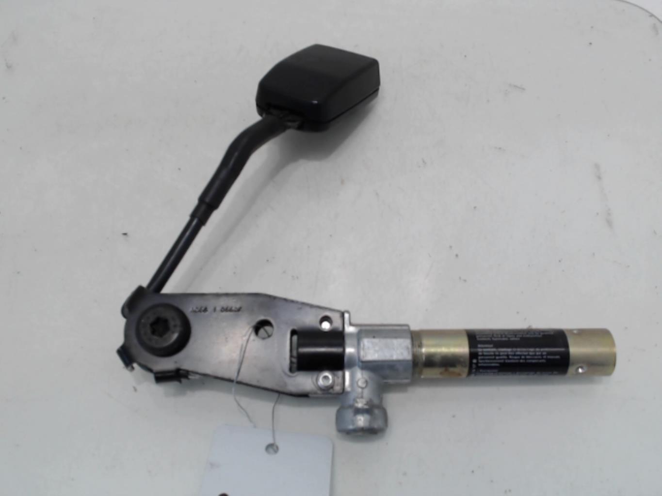 Aggancio cintura sicurezza anteriore sinistro FORD ESCORT 6 Diésel - 1