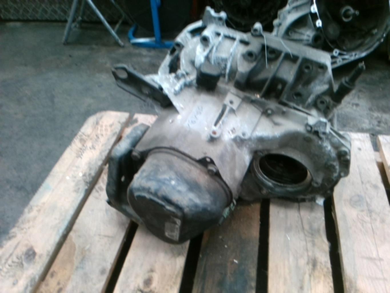 Boite de vitesses RENAULT MEGANE 1 PHASE 1 Essence - 1