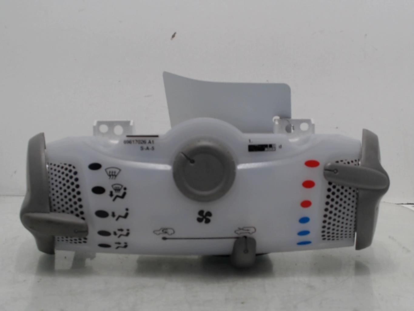 Commande chauffage PEUGEOT 107 PHASE 2 Essence - 1