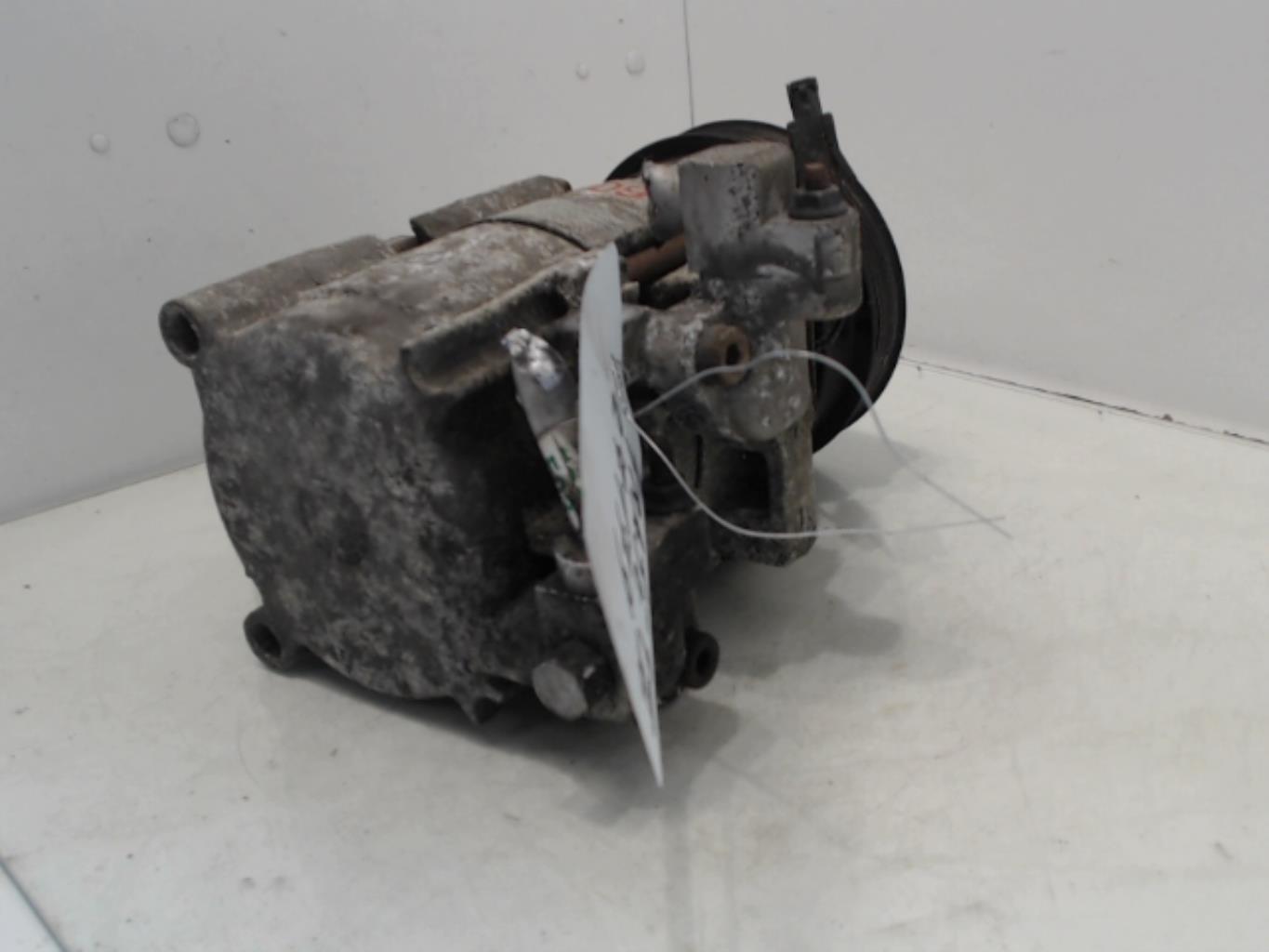 Compressore clima HYUNDAI TRAJET Diésel - 1