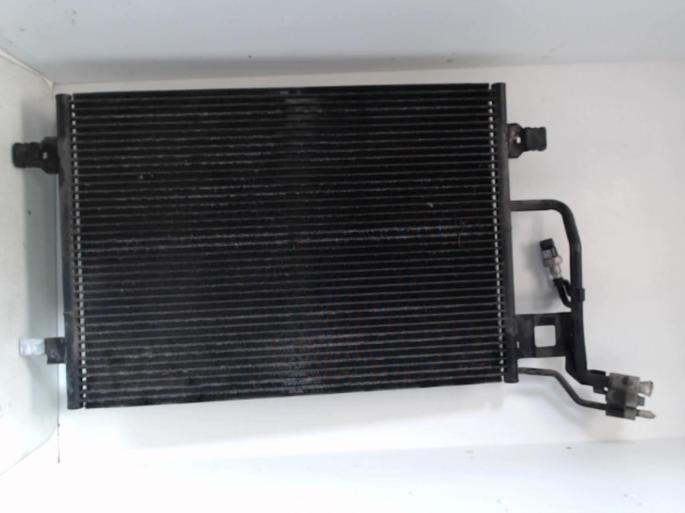 Condenseur de clim VOLKSWAGEN PASSAT 4 PHASE 2 Diesel - 1