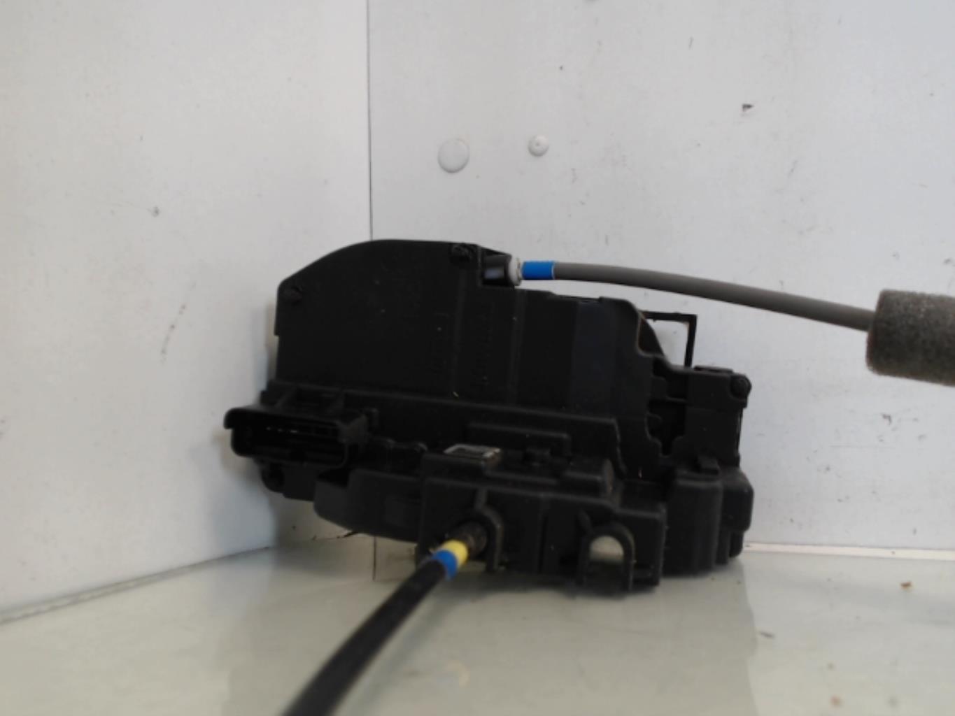Chiusura centralizzata posteriore destra NISSAN NOTE 1 PHASE 2 Diésel - 1