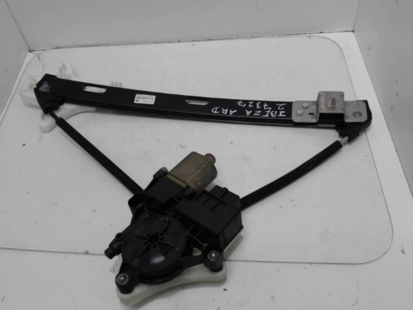 Alzacristalli elettrico posteriore destro SEAT IBIZA 5 PHASE 1 Diésel - 1