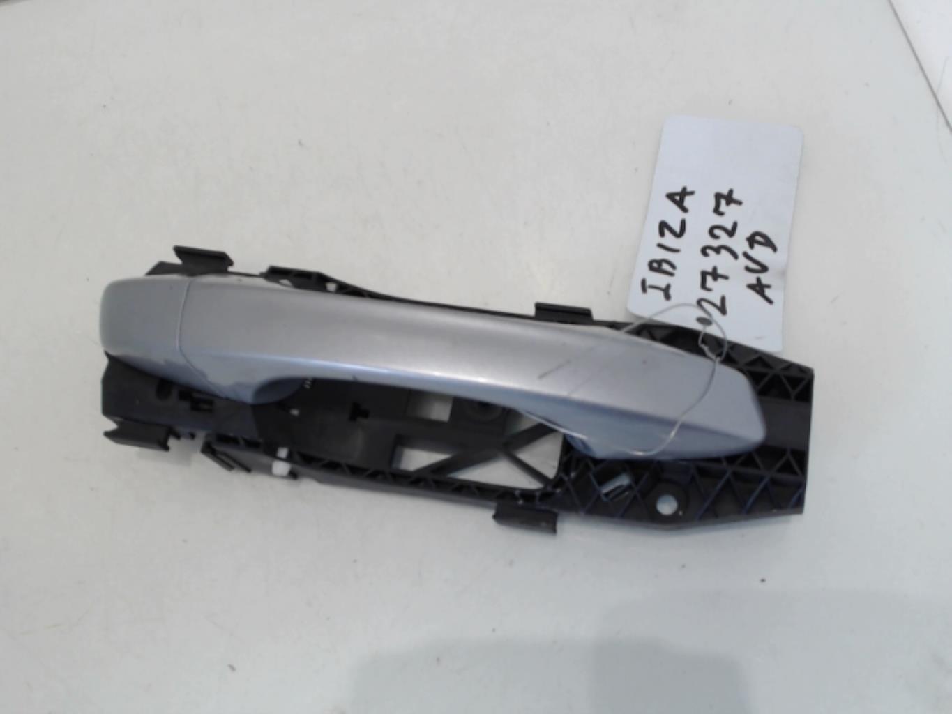 Maniglia portiera anteriore destra SEAT IBIZA 5 PHASE 1 Diésel - 1