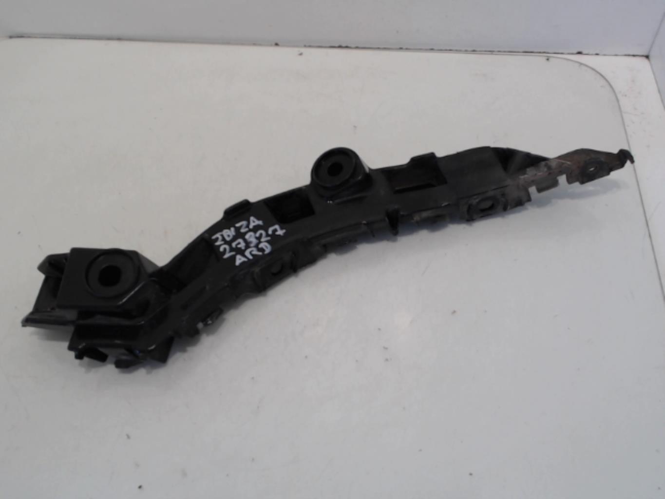 Support de pare chocs arriere SEAT IBIZA 5 PHASE 1 Diesel - 1