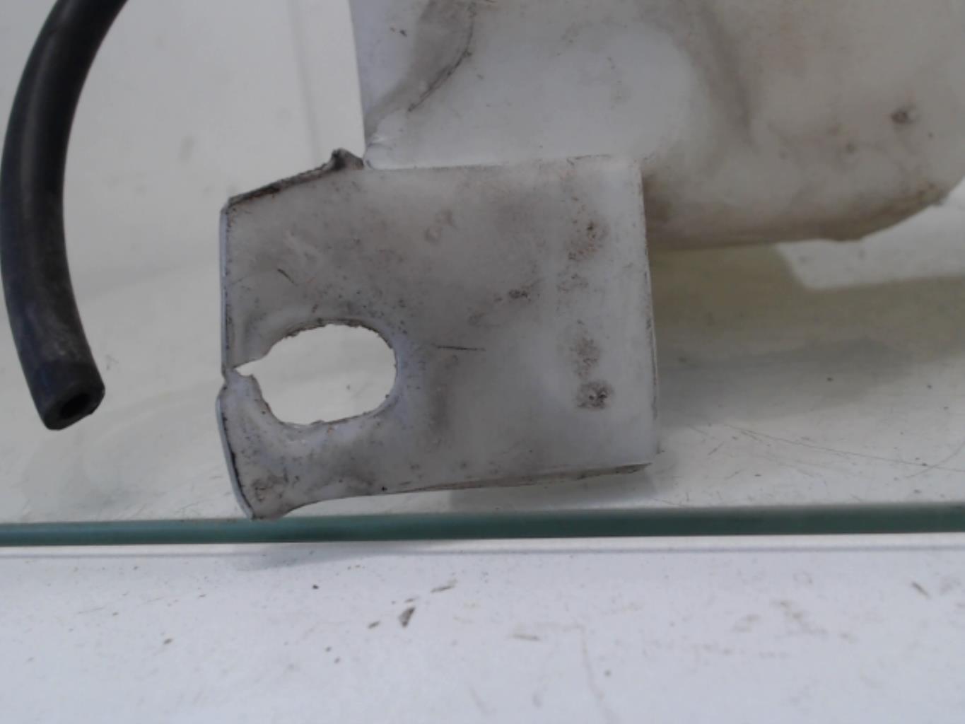 Vase de lave glace AUDI A3 1 PHASE 1 Essence - 1