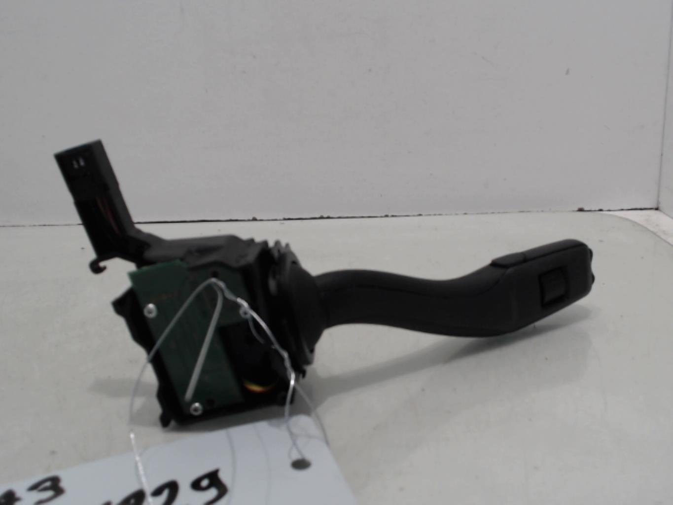 Commodo d'essuie glaces AUDI A3 2 SPORTBACK PHASE 2 Diesel - 1