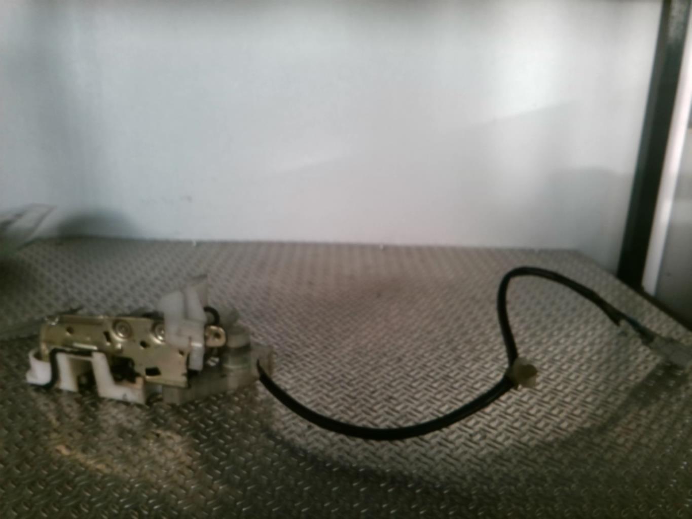 Chiusura centralizzata anteriore sinistra HONDA CIVIC 6 PHASE 1 Gasolina - 1