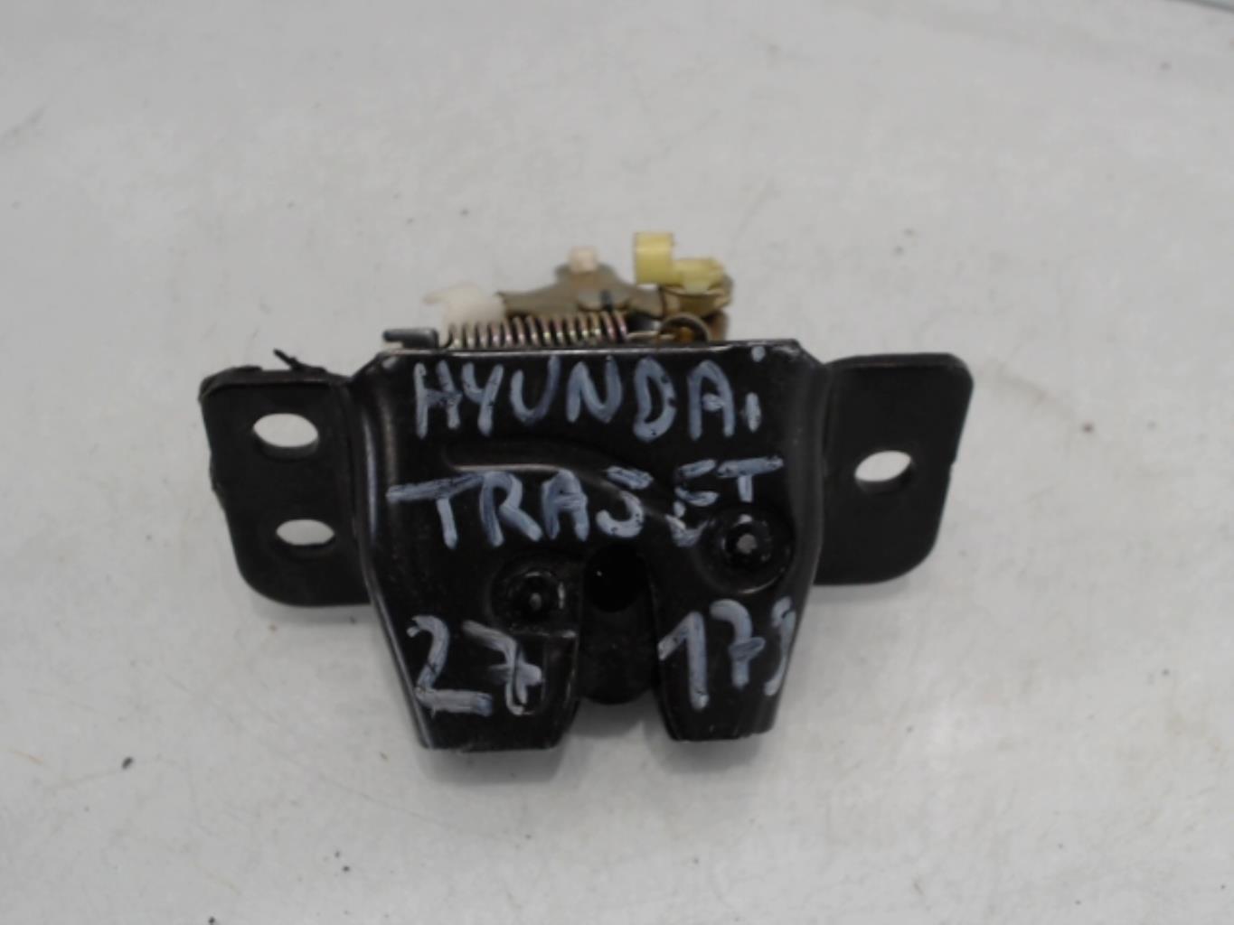 Chiusura non centralizzata bagagliaio HYUNDAI TRAJET Diésel - 1