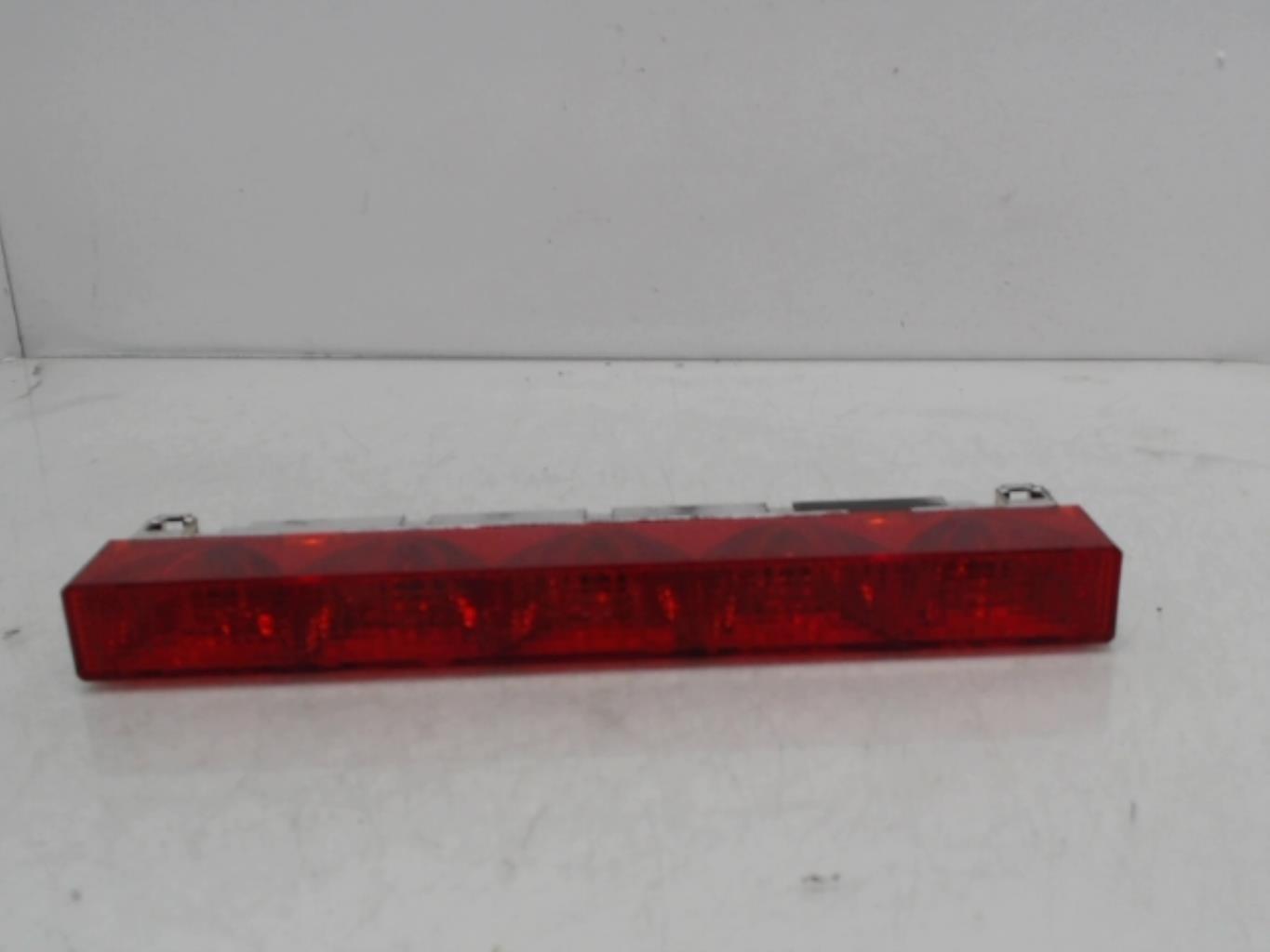 Luce stop centrale FORD MONDEO 1 PHASE 2 Diésel - 1