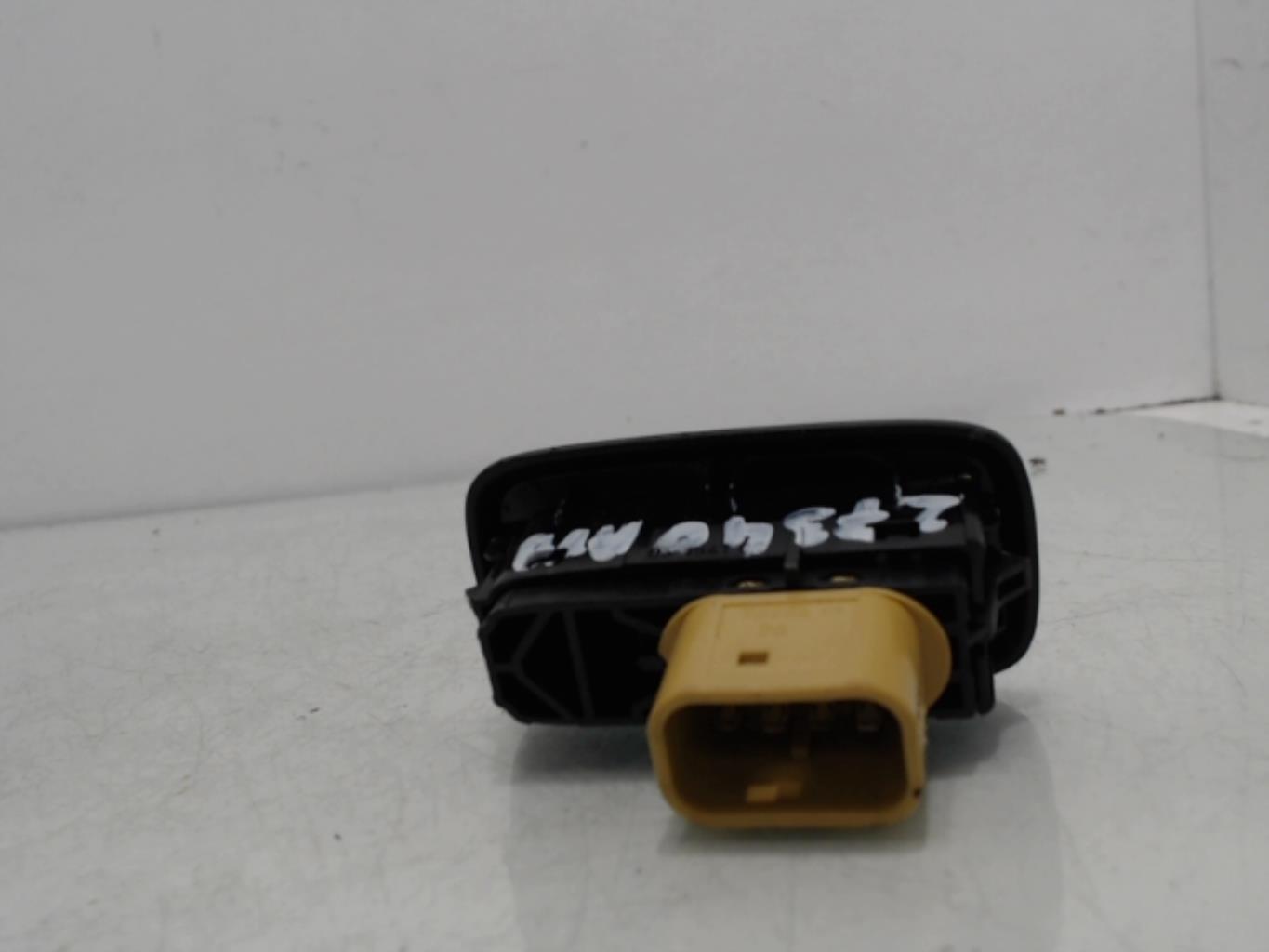 Interruttore lavacristalli anteriore destro FORD FIESTA 6 PHASE 1 Diésel - 1
