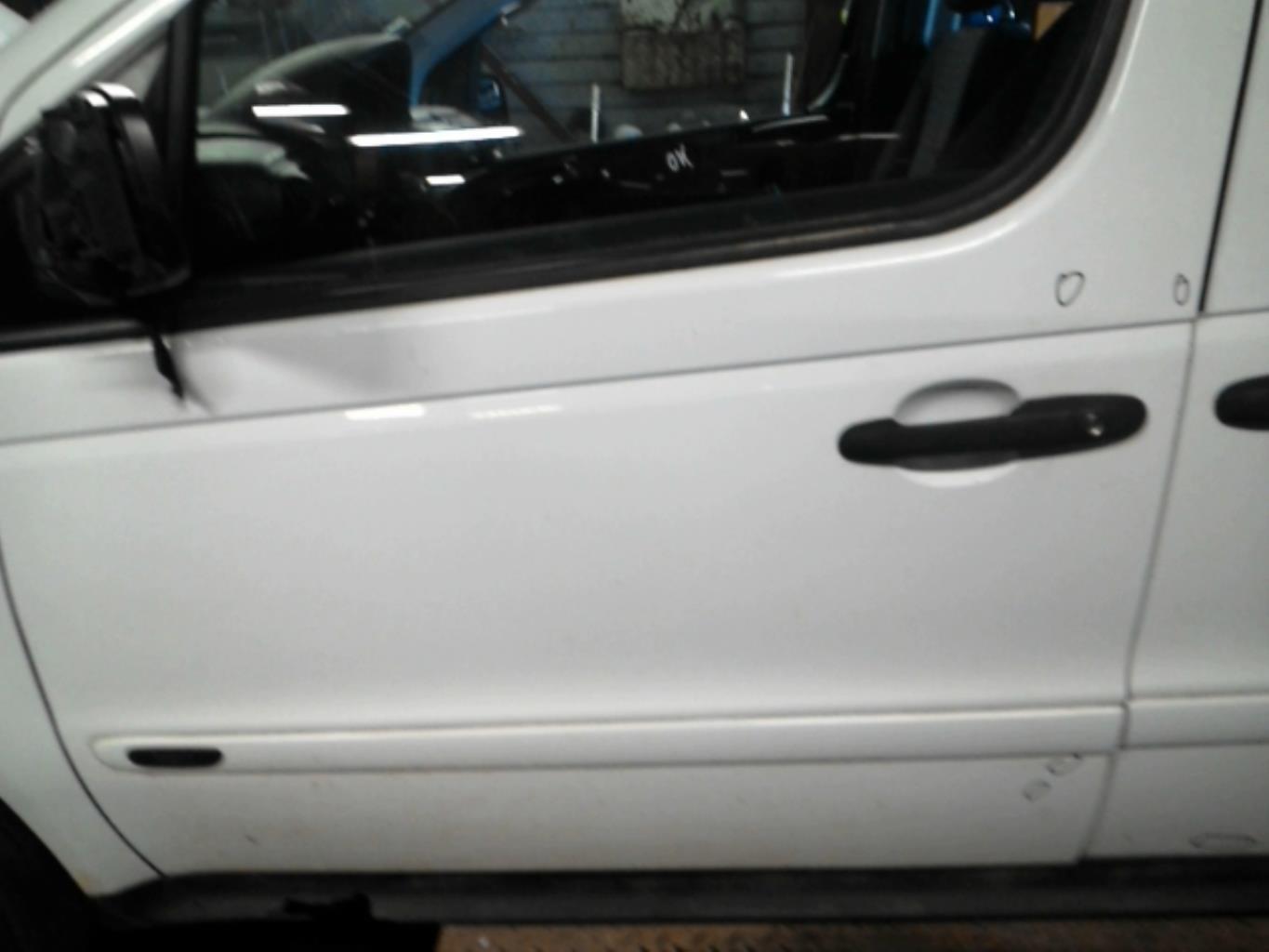 Portiera anteriore sinistra MERCEDES VANEO 414 Diésel - 1