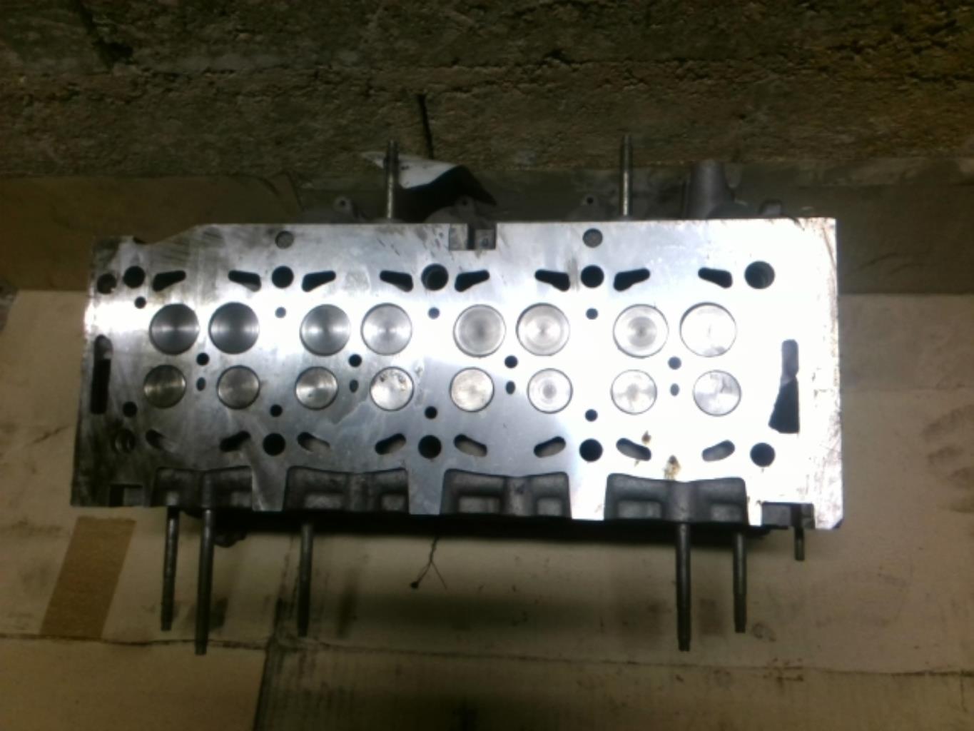 Culasse PEUGEOT 307 PHASE 1 Diesel - 1