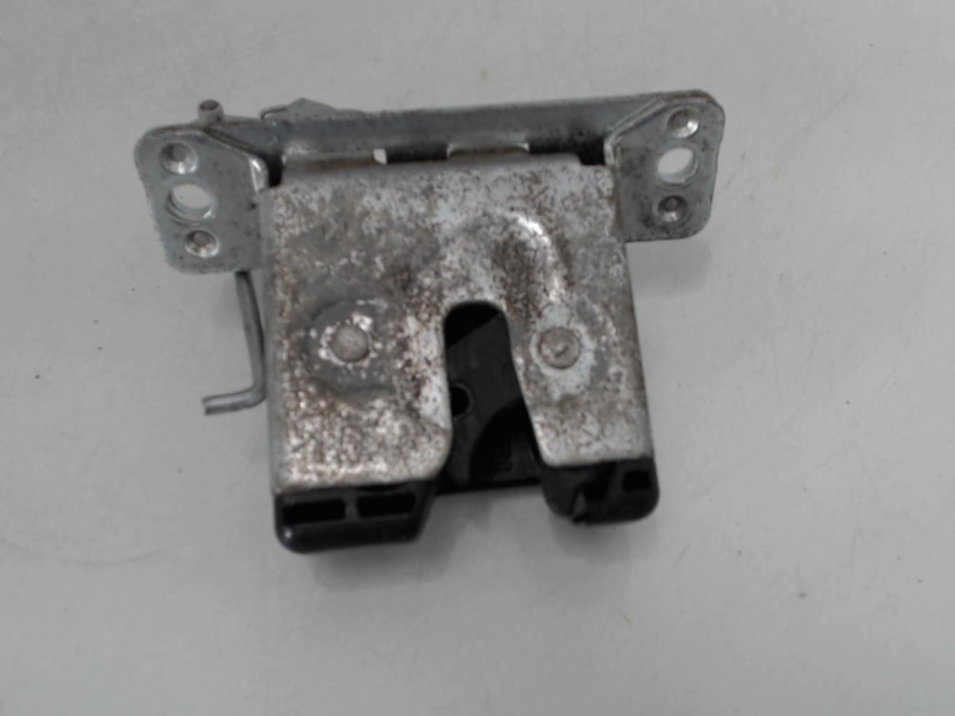 Chiusura non centralizzata bagagliaio OPEL CORSA C PHASE 1 Gasolina - 1