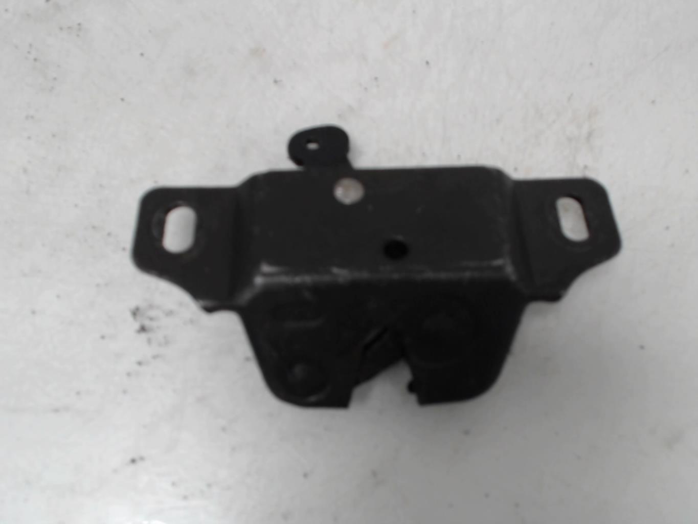 Chiusura non centralizzata bagagliaio PEUGEOT 405 PHASE 1 Diésel - 1