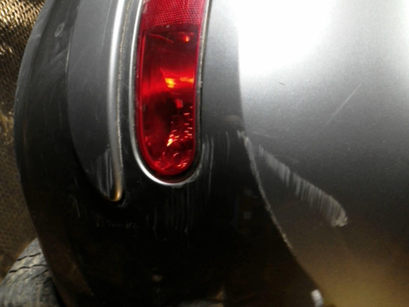 Paraurti posteriore RENAULT CLIO 3 PHASE 2 BREAK Diésel - 1