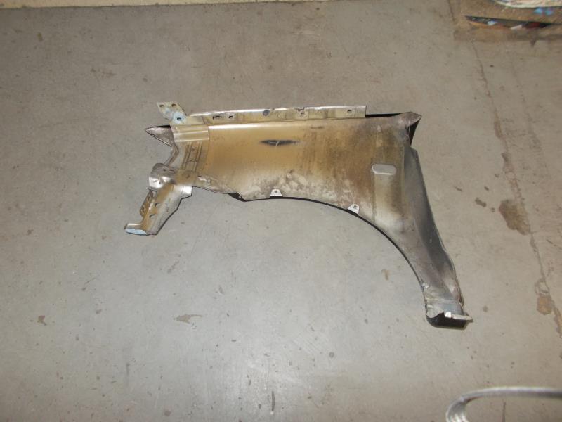 Parafango anteriore destro VOLKSWAGEN POLO 3 PHASE 2 Gasolina - 1
