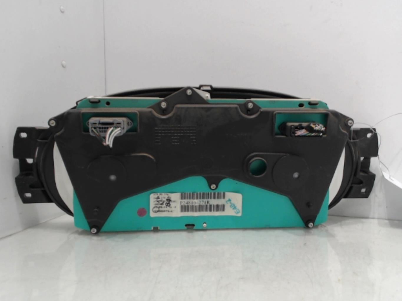 Compteur DACIA DUSTER 1 PHASE 1 Diesel - 1