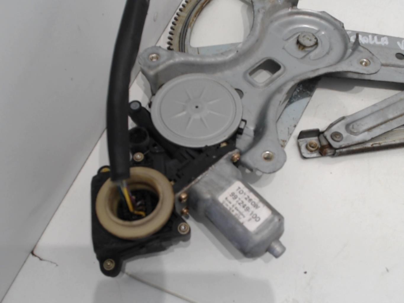 Alzacristalli elettrico posteriore sinistro TOYOTA COROLLA VERSO 2 PHASE 1 Diésel - 1