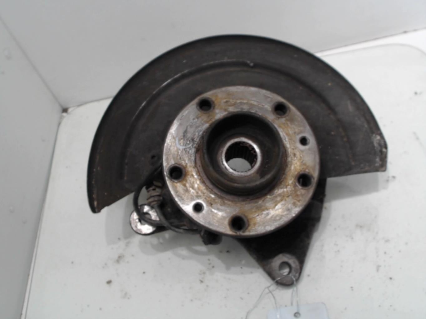 Moyeu avant gauche DACIA DUSTER 1 PHASE 1 Diesel - 1