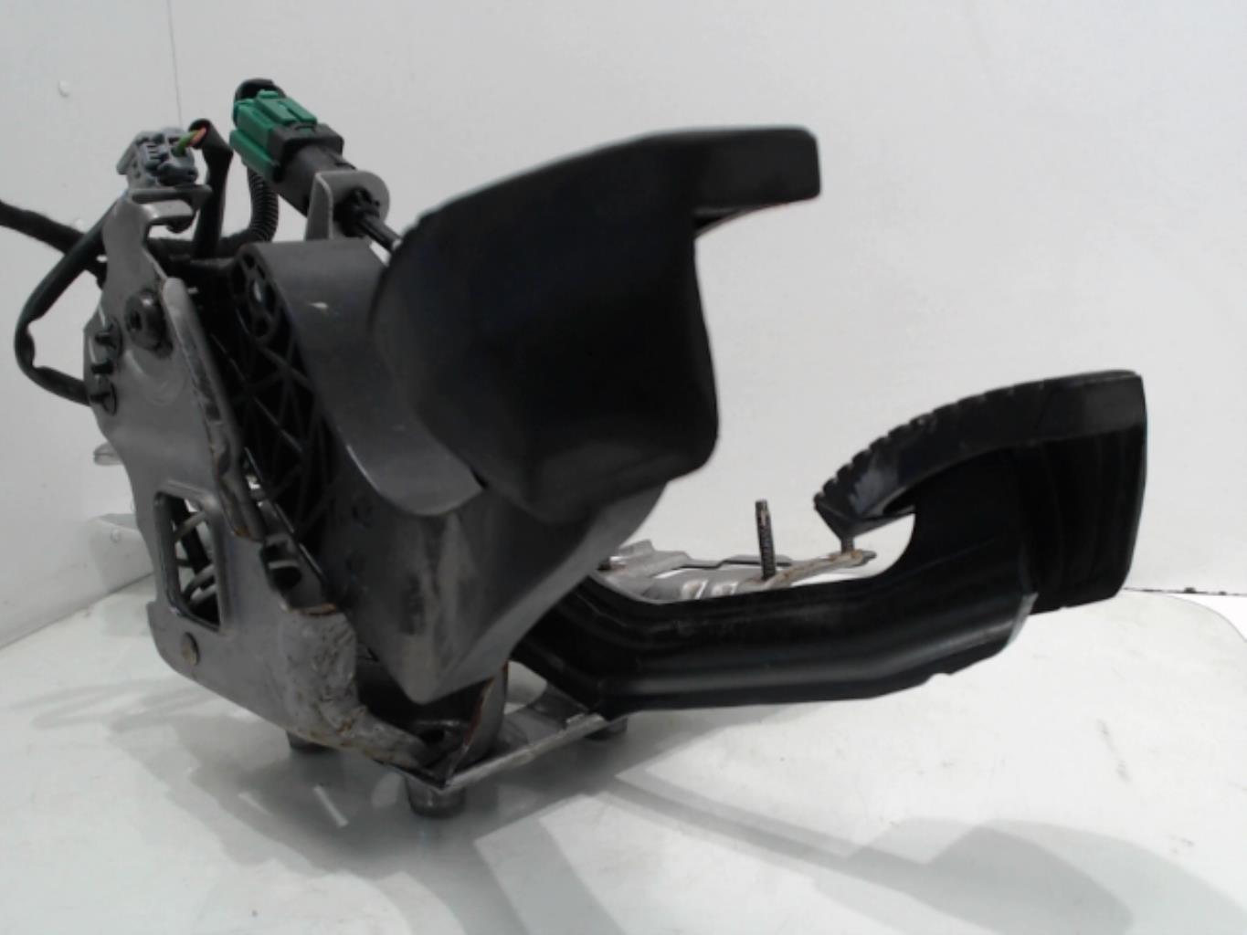 Pedale della frizione CITROEN C4 2 PHASE 1 Diésel - 1