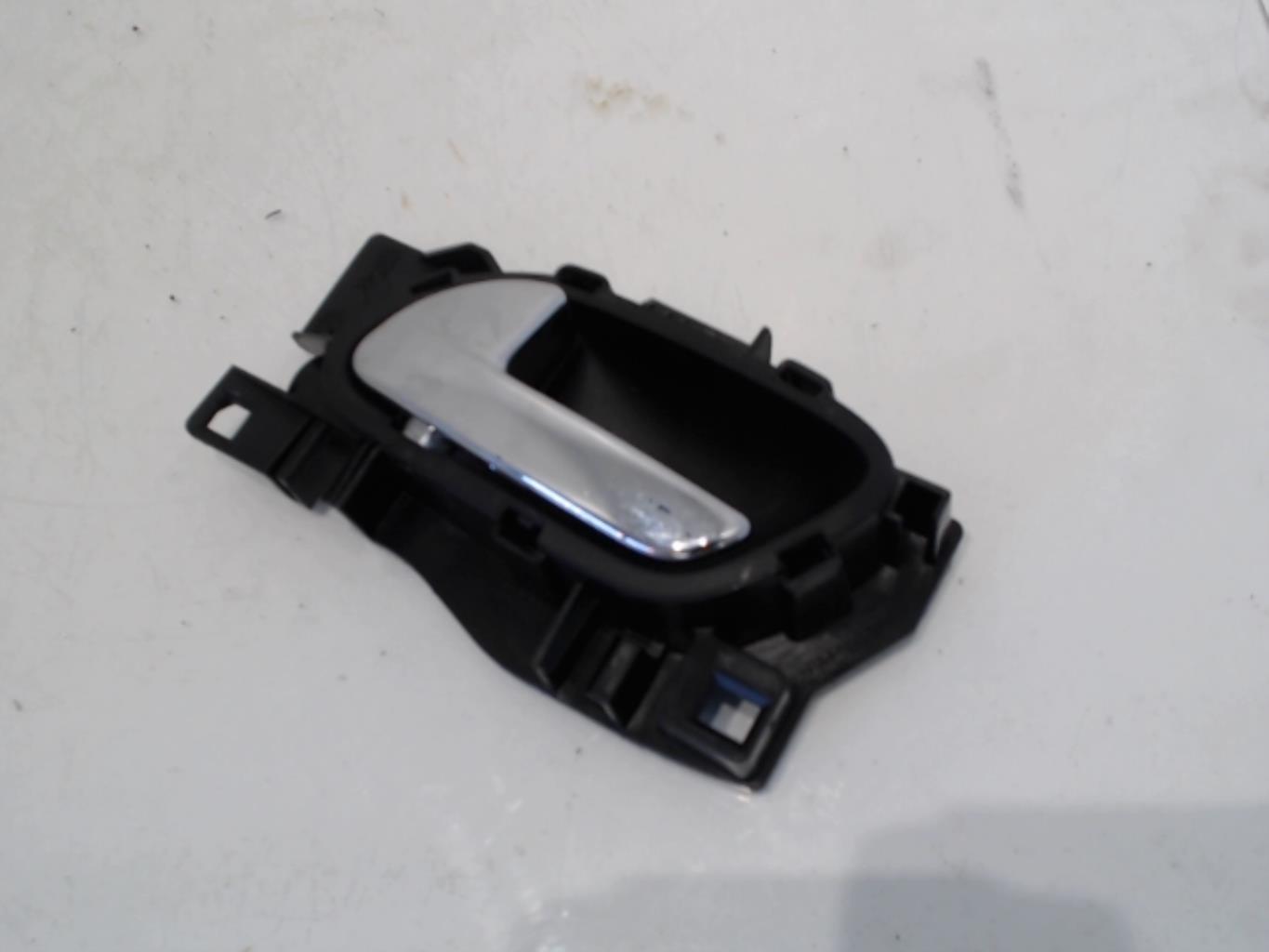 Maniglia interna anteriore sinistra PEUGEOT 3008 1 PHASE 1 Diésel - 1