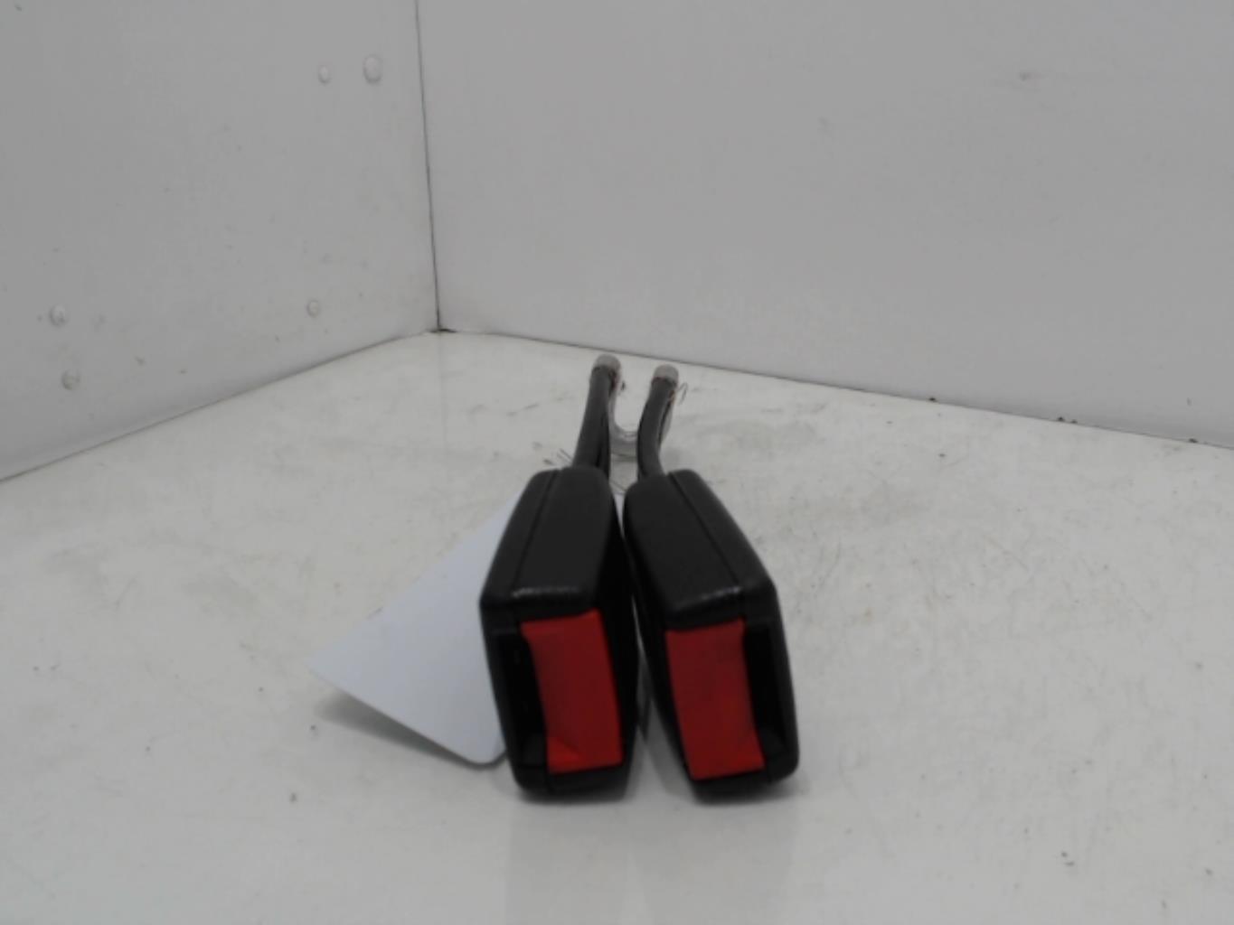 Aggancio cintura sicurezza posteriore destro SEAT IBIZA 2 PHASE 3 Diésel - 1