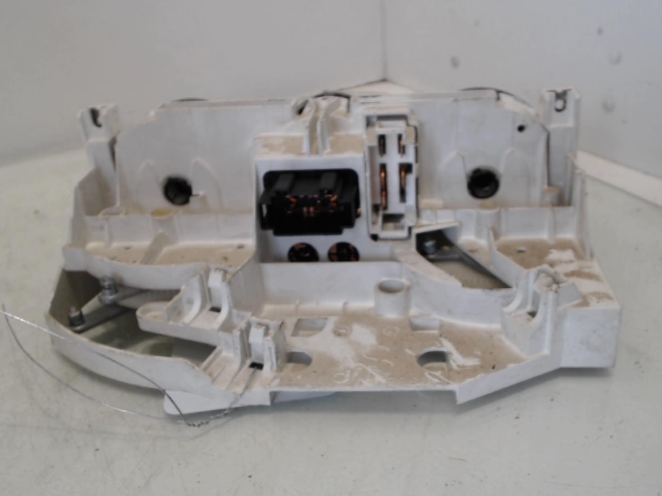 Commande chauffage VOLKSWAGEN POLO 3 PHASE 2 Essence - 1