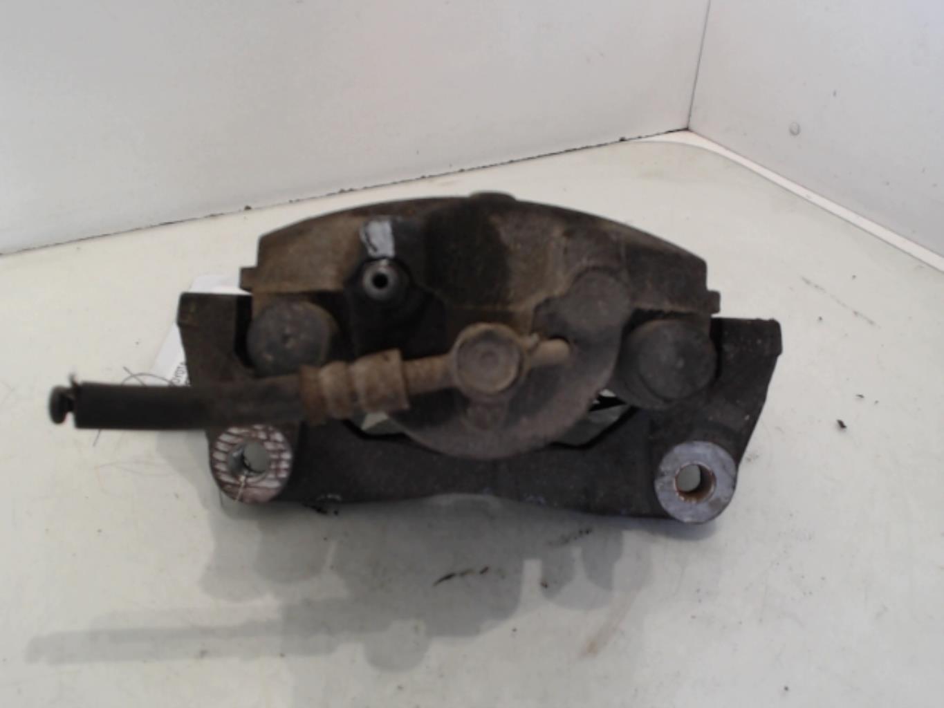 Pinza freni anteriore sinistra TOYOTA YARIS 2 PHASE 1 Diésel - 1
