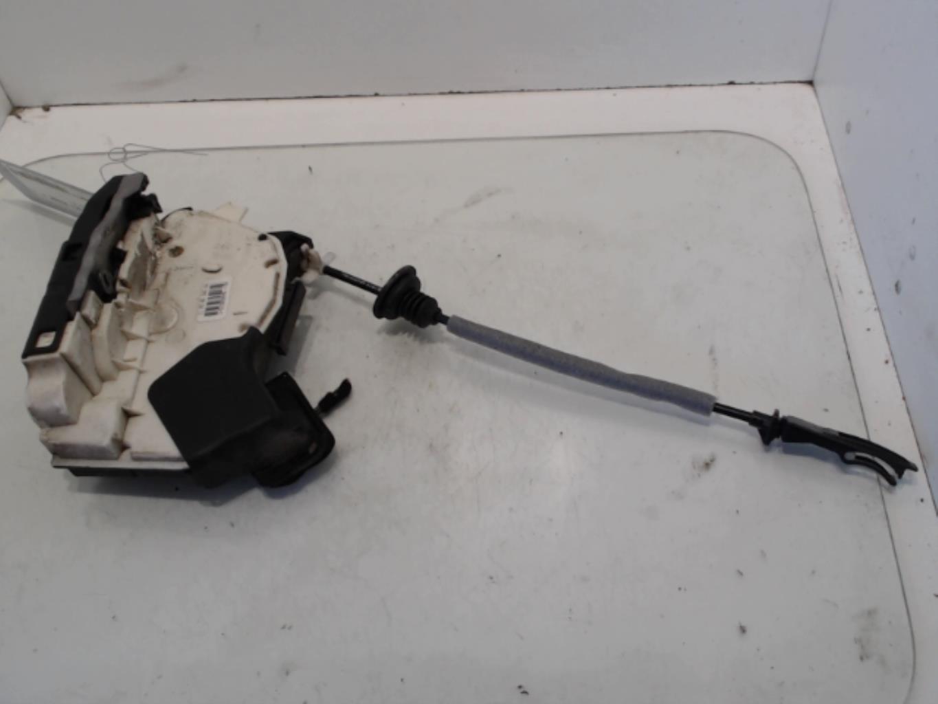 Chiusura centralizzata posteriore sinistra VOLKSWAGEN POLO 5 PHASE 1 Gasolina - 1