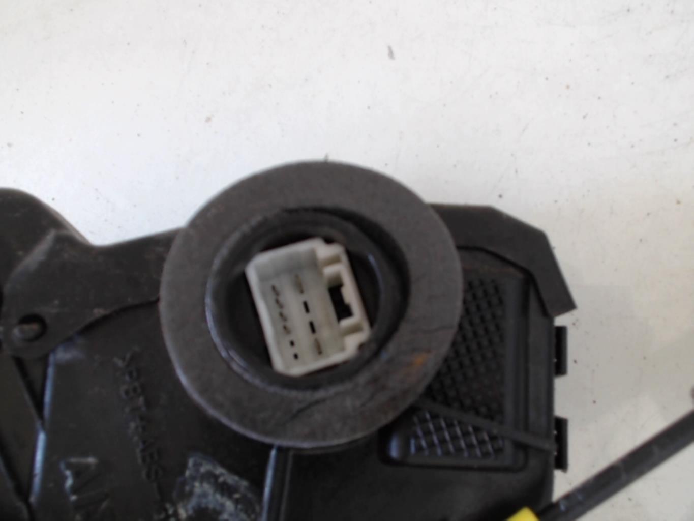 Chiusura centralizzata anteriore sinistra TOYOTA COROLLA VERSO 2 PHASE 1 Gasolina - 1