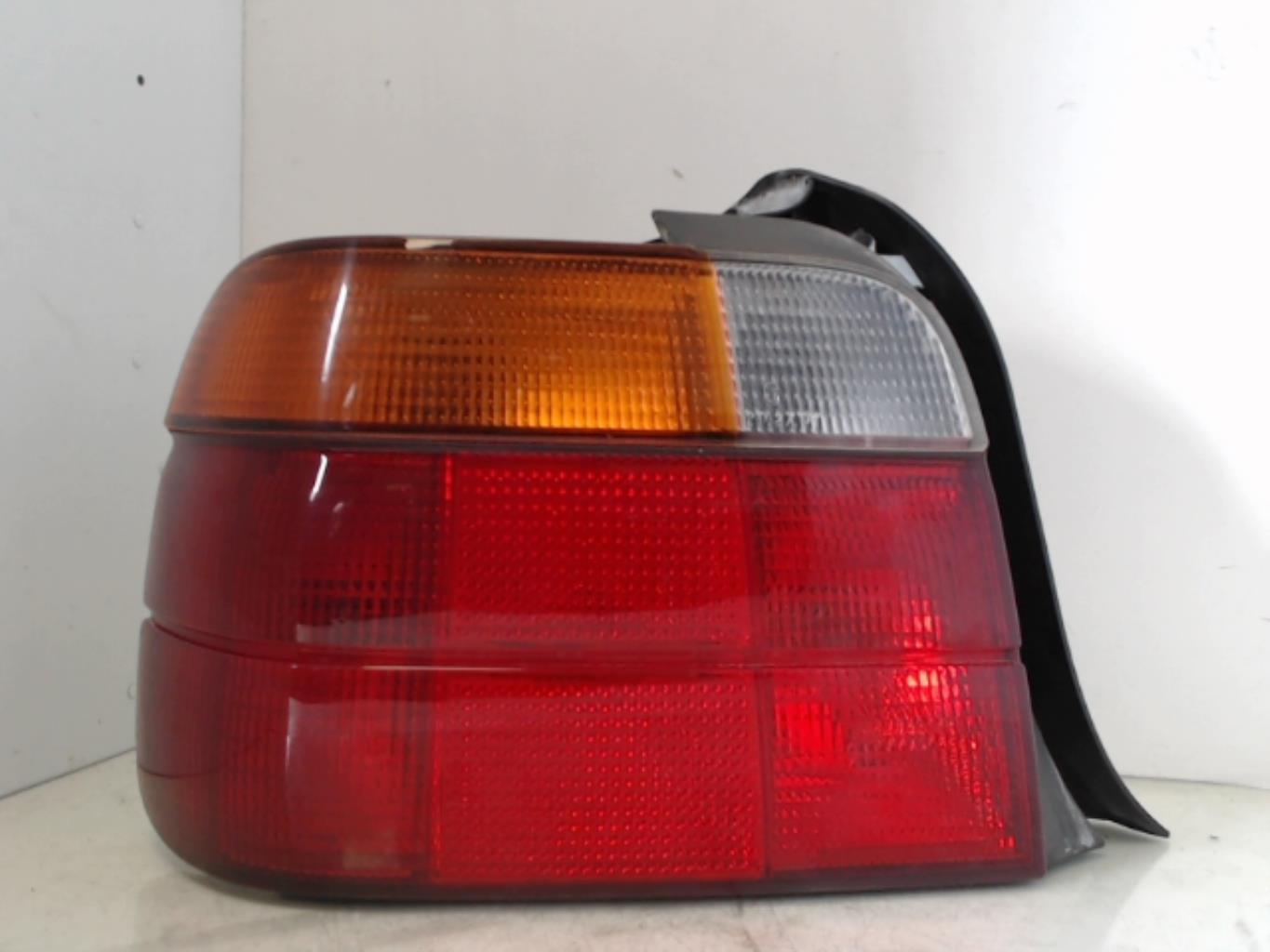 Fanale posteriore principale sinistro (luci) BMW SERIE 3 E36 COMPACT Diésel - 1